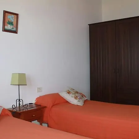 Vv Vistas De El Pinar *